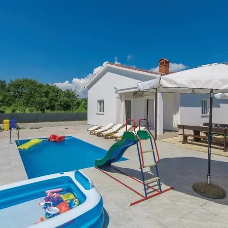 Vila Kristina * Nedescina